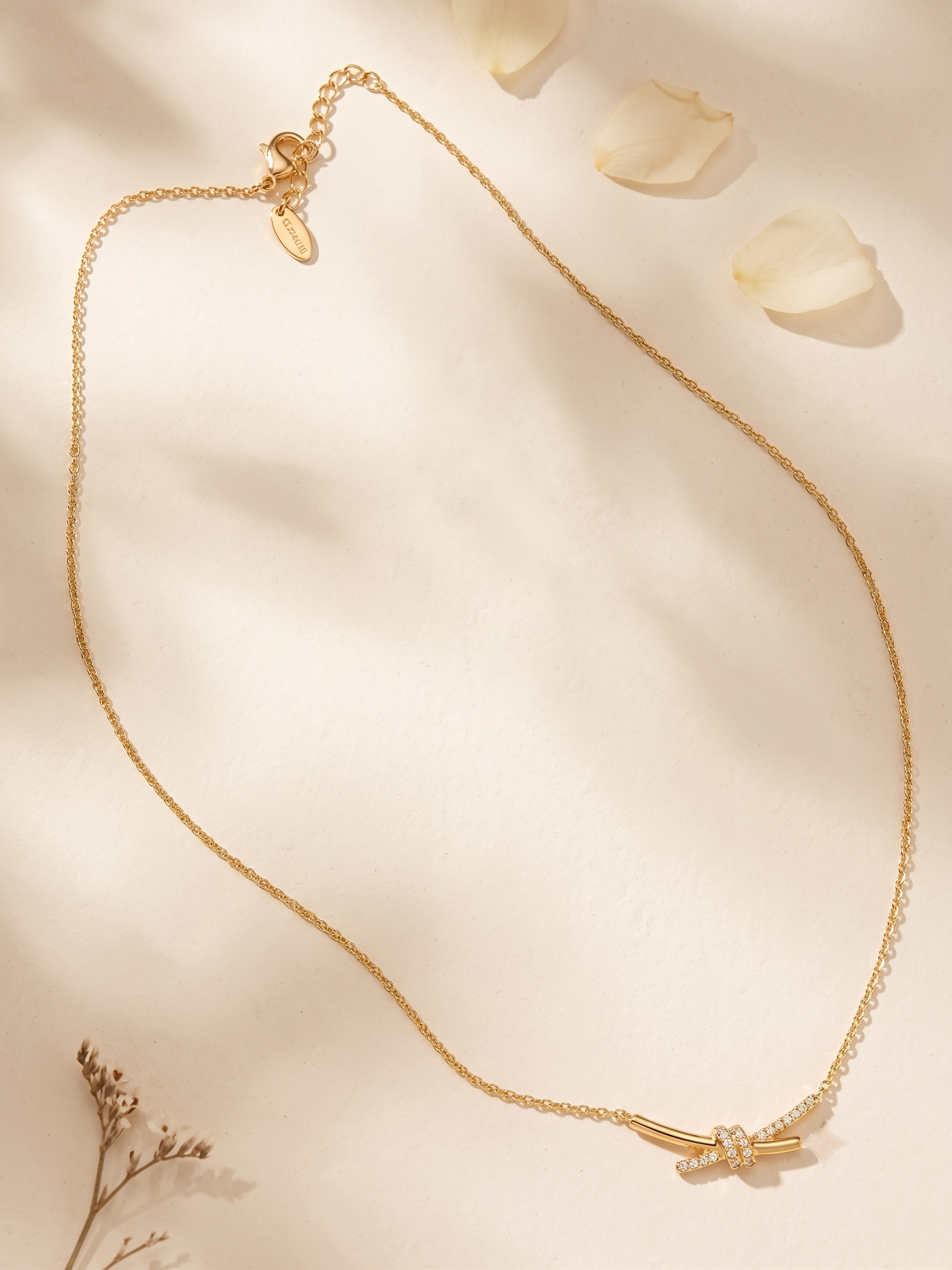 Collier Nœud d'Or chaîne fine nœud pavé acier inoxydable doré Merielle